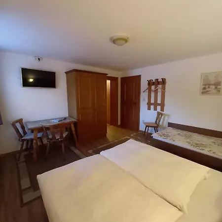 Haus Tannegg * פרטנאו