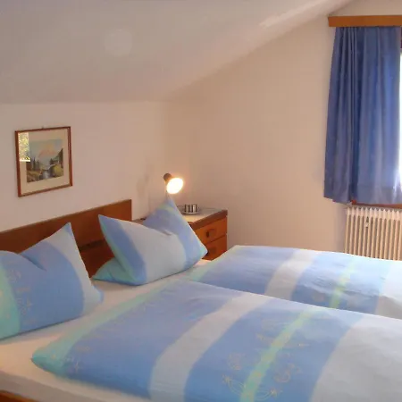 Haus Tannegg Nocleg ze śniadaniem Pettneu am Arlberg