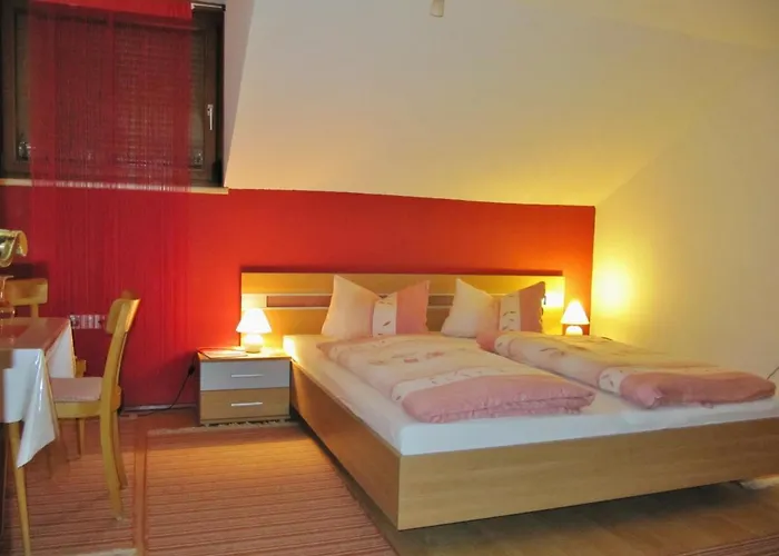 فندق مبيت وإفطار Haus Tannegg